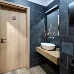 Hotel & Relax Zone Cattleya 3*