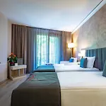 & Relax Zone Cattleya