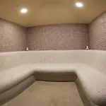 & Relax Zone Cattleya 3* كروشونا