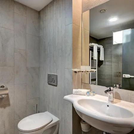 Hotel & Relax Zone Cattleya 3*