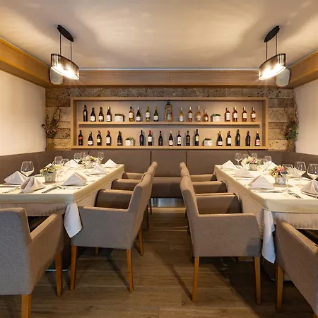 & Relax Zone Cattleya クルシュナ