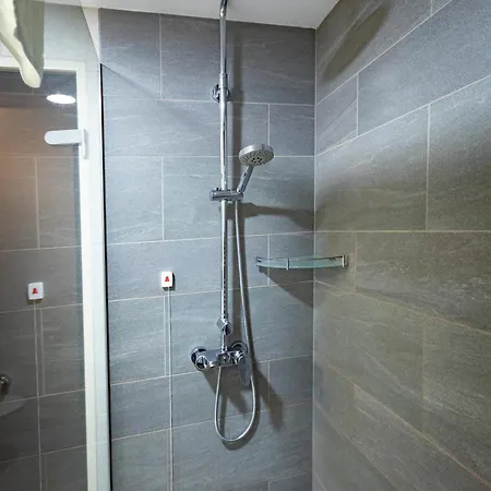 & Relax Zone Cattleya Hotel 3*