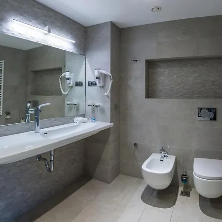 Hotel & Relax Zone Cattleya 3*