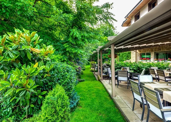 & Relax Zone Cattleya 3* Крушуна