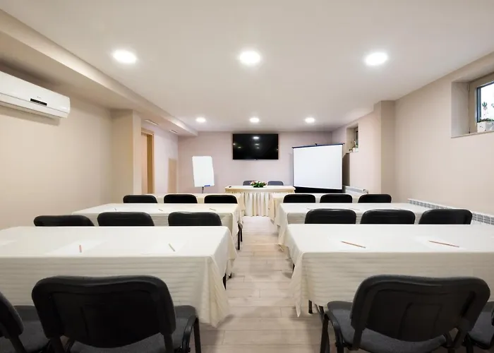 & Relax Zone Cattleya