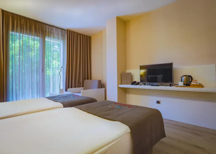 & Relax Zone Cattleya ホテル クルシュナ