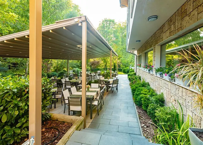 ホテル & Relax Zone Cattleya クルシュナ