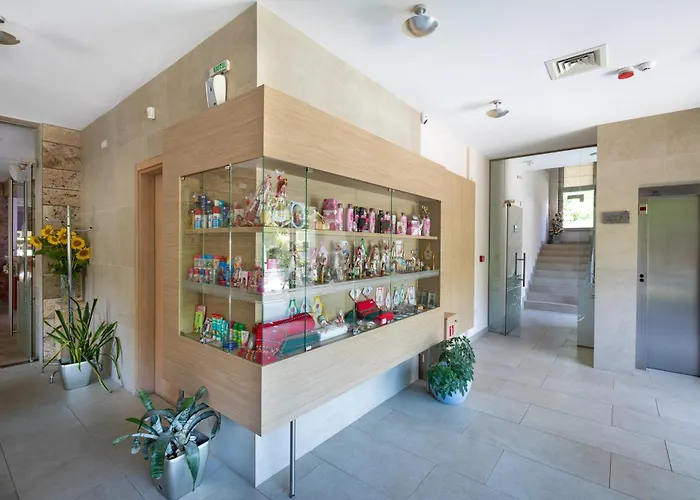 ホテル & Relax Zone Cattleya 3*