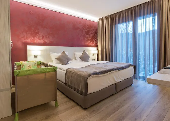 Хотел & Relax Zone Cattleya 3*